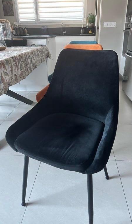 Stoelen, Ophalen, Zo goed als nieuw, Eén