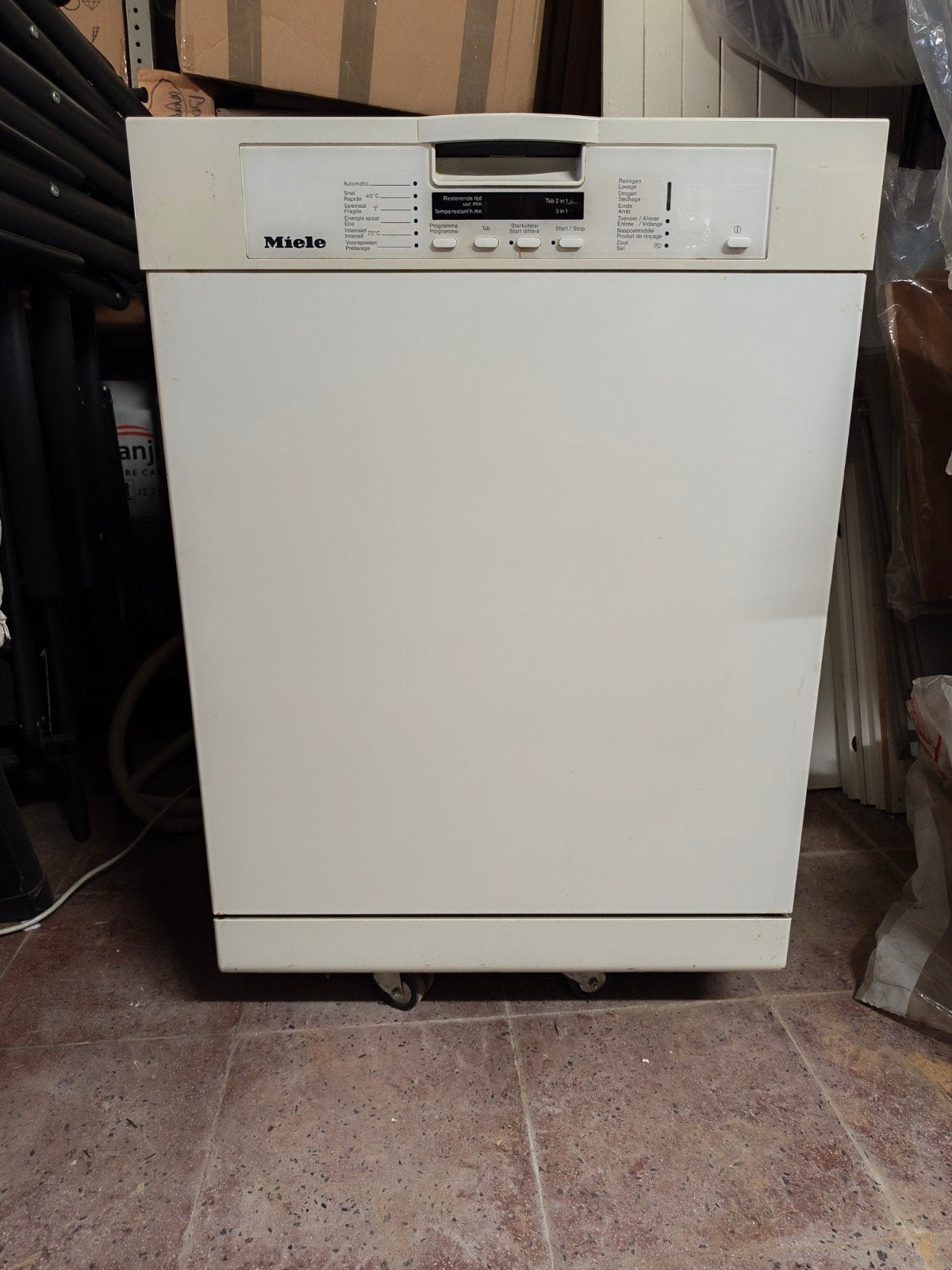 Miele vaatwasser, Elektronische apparatuur, Ophalen