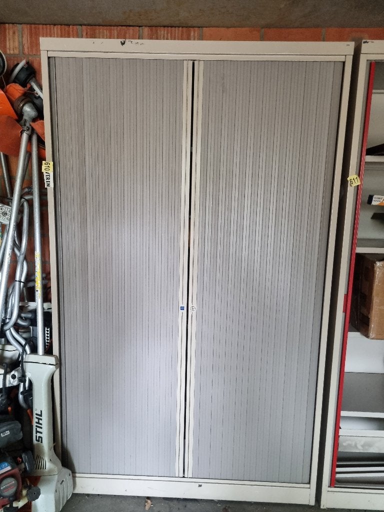 2 metalen kasten, Huis en Inrichting, Kasten | Vitrinekasten, Ophalen, Gebruikt, 50 tot 100 cm, Metaal
