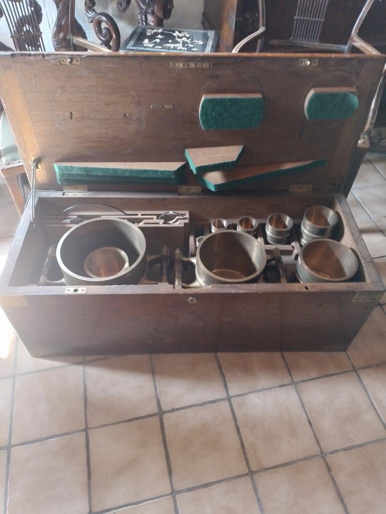 Set de mesure pétrochimique, années 1920, Antiquités & Art, Antiquités | Outils & Instruments, Enlèvement