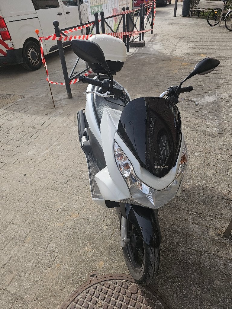 Offre ou échange honda pcx contre moto 125, Motos, Enlèvement, Jusqu'à 11 kW
