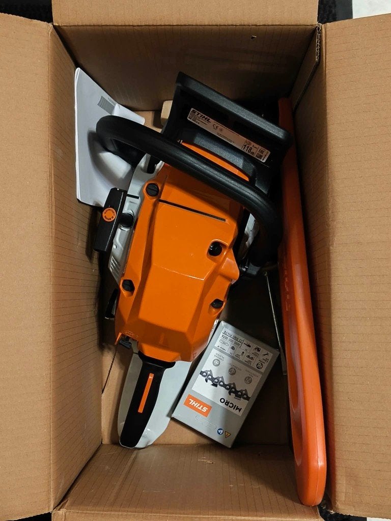 Tronçonneuse Stihl MS 300 NEUVE, Bricolage & Construction, Enlèvement, Neuf, Tronçonneuse