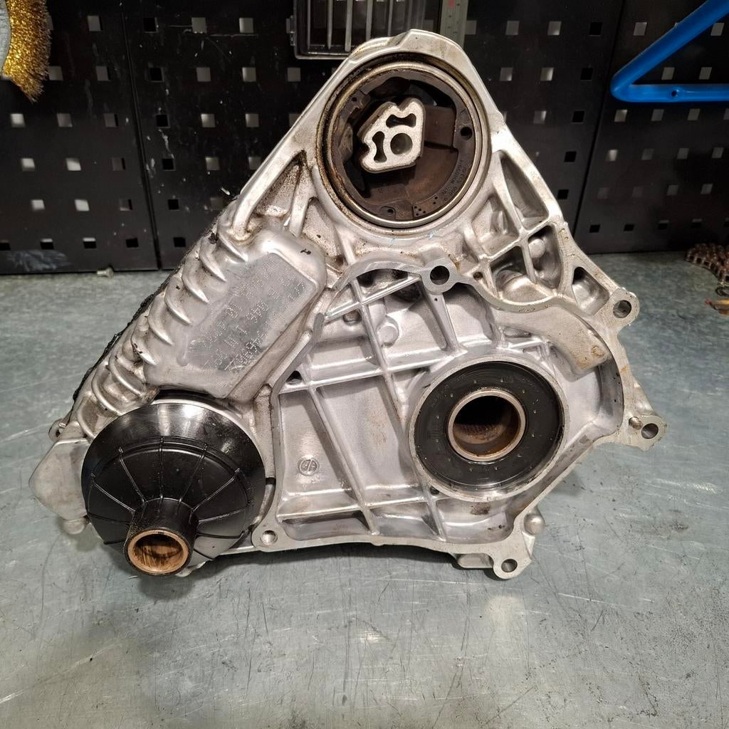 Tussenbak bmw x5 g05 gereviseerd, Ophalen, BMW