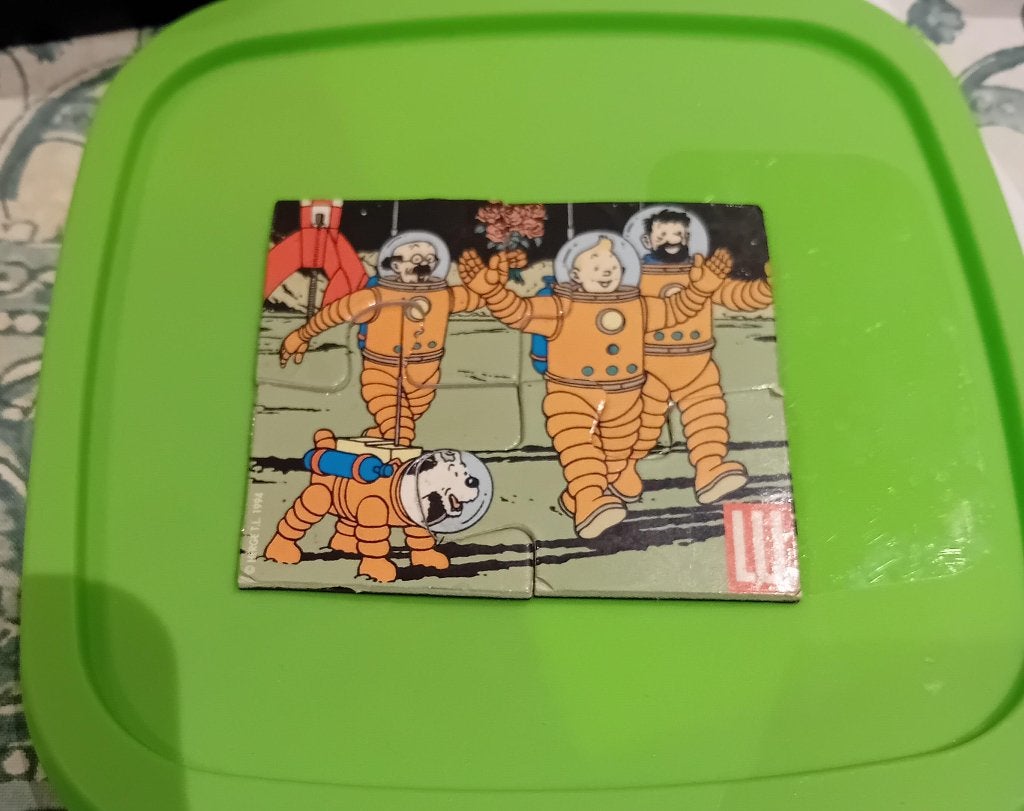 magnet puzzle Tintin datant de 1994, Collections, Enlèvement, Tintin, Utilisé, Autres types