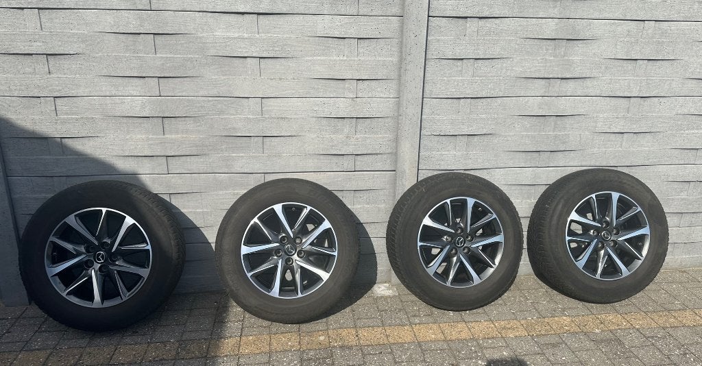 Originele Mazda velgen met sensoren, Auto-onderdelen, Ophalen, Gebruikt, Velg(en), 17 inch