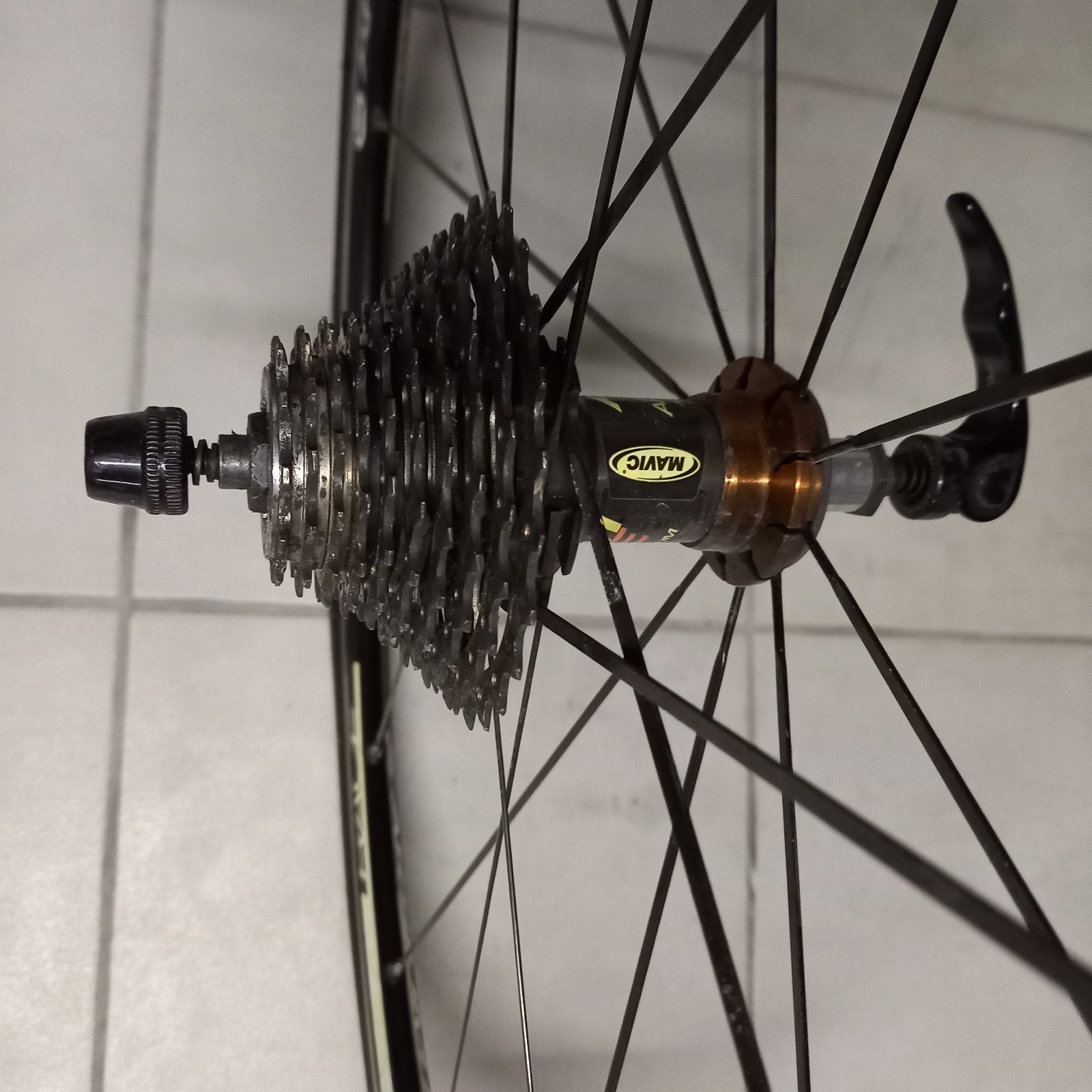 Roues de course Mac ic équipées d'une cassette à 9 rapports, Vélos & Vélomoteurs, Enlèvement