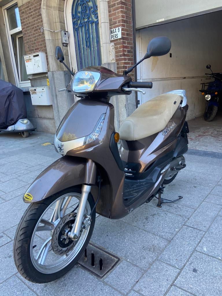 Peugeot Tweet A klasse 25km/u, Fietsen en Brommers, Scooters | Peugeot, Ophalen, Klasse A (25 km/u), Benzine