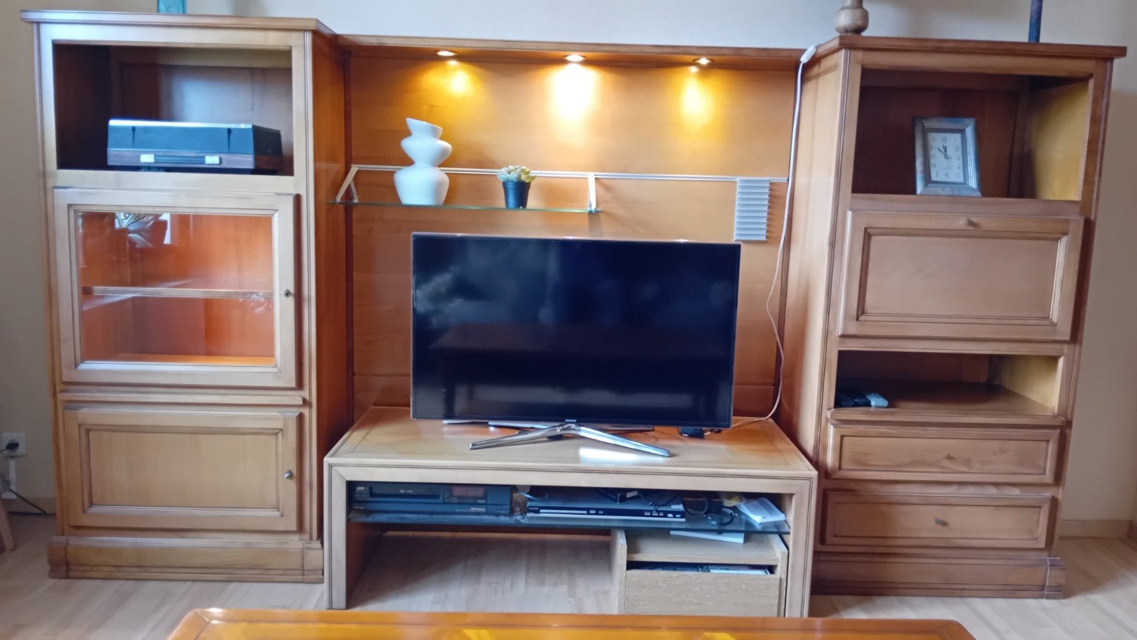 meuble TV, Enlèvement