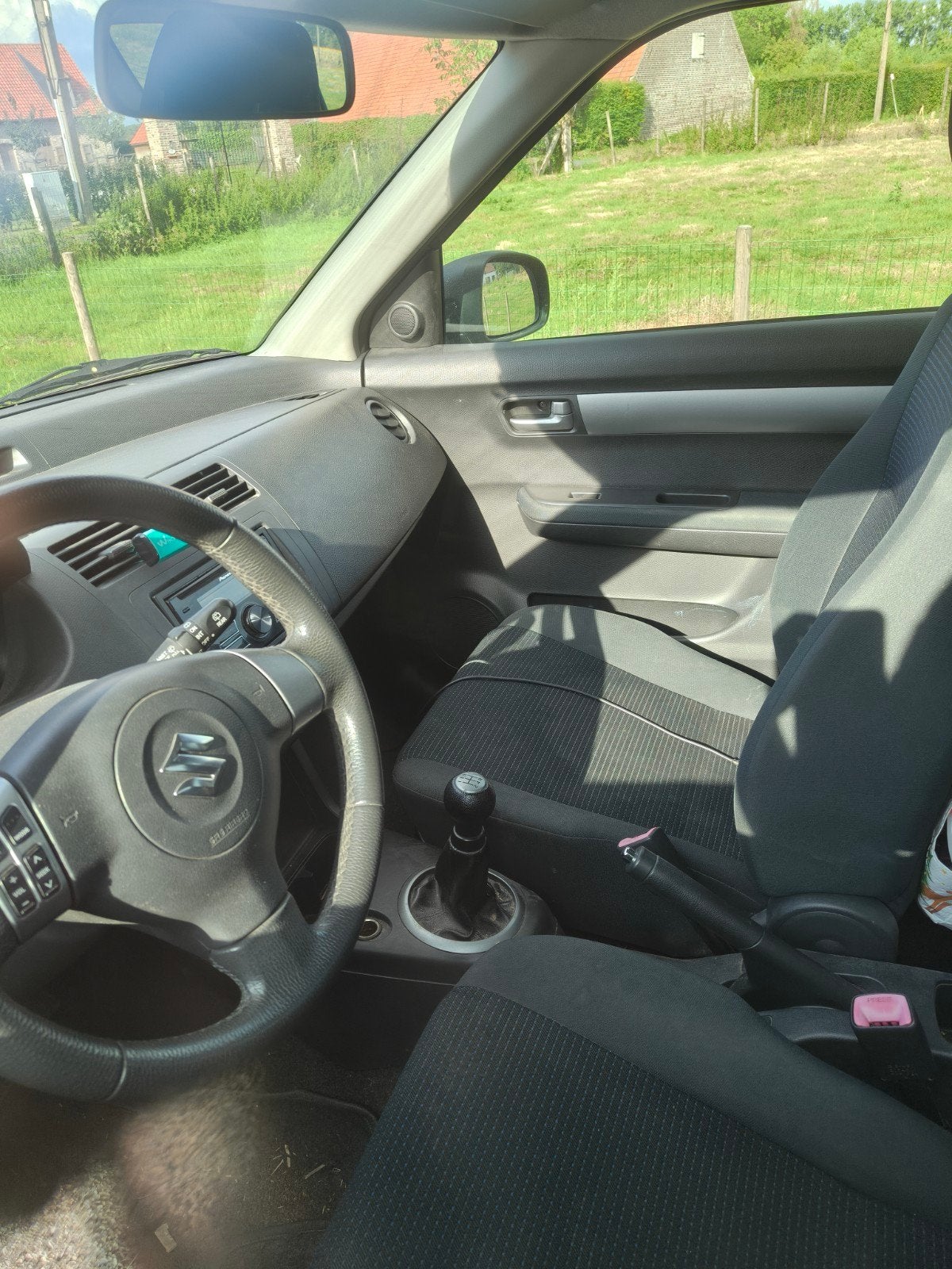 Suzuki swift 1.3, Voorwielaandrijving, Euro 5, Stof, Zwart