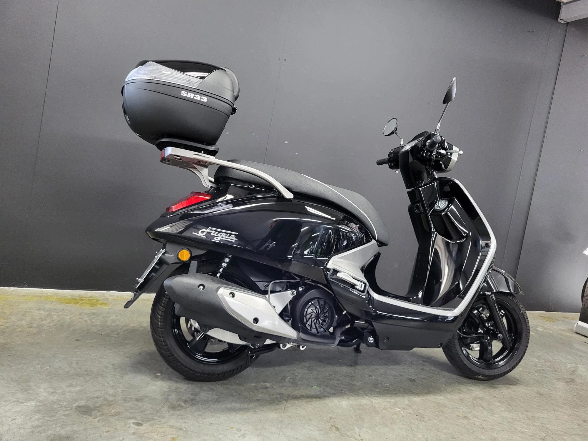 SYM Fugue 125 zalige scooter in nieuwstaat (bj 2025), Motoren, Scooter, Bedrijf, 125 cc, 11 kW of minder