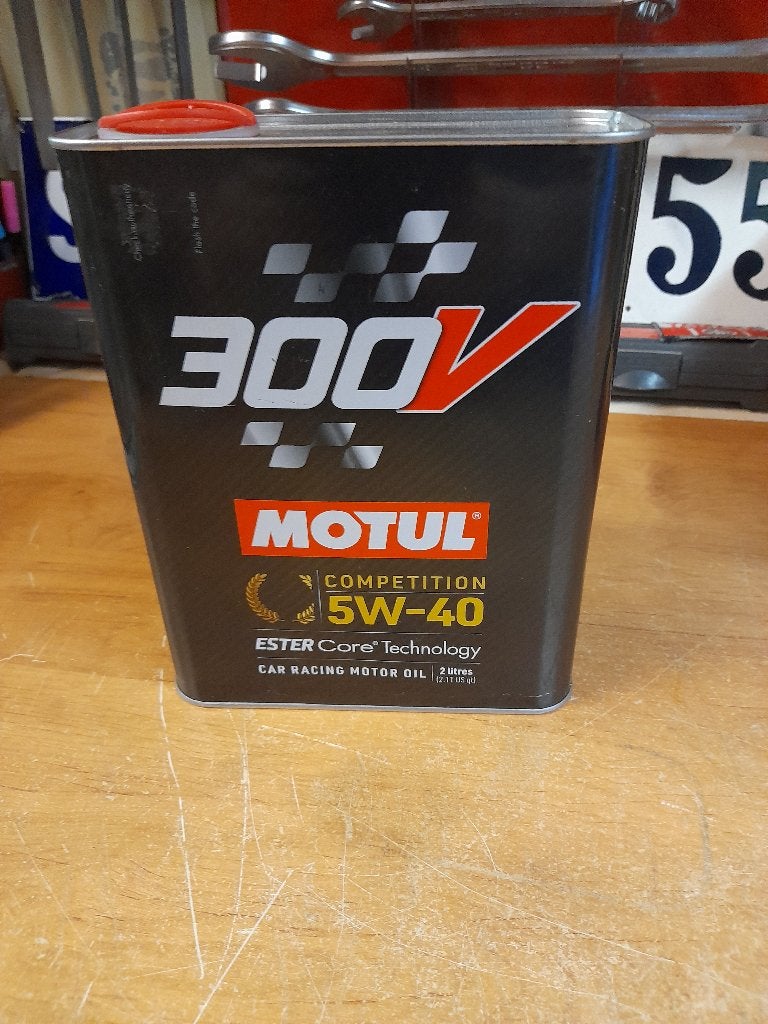 ancien bidon huile vide motul 300v competition 5w40, Collections, Enlèvement ou Envoi, Utilisé, Autres types