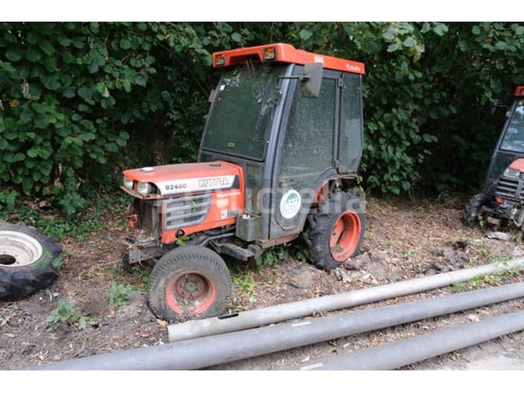 Mini tracteur agricole (pour pièces) Kubota B2400D(VIN: B24, Articles professionnels, Agriculture | Tracteurs, Autres marques