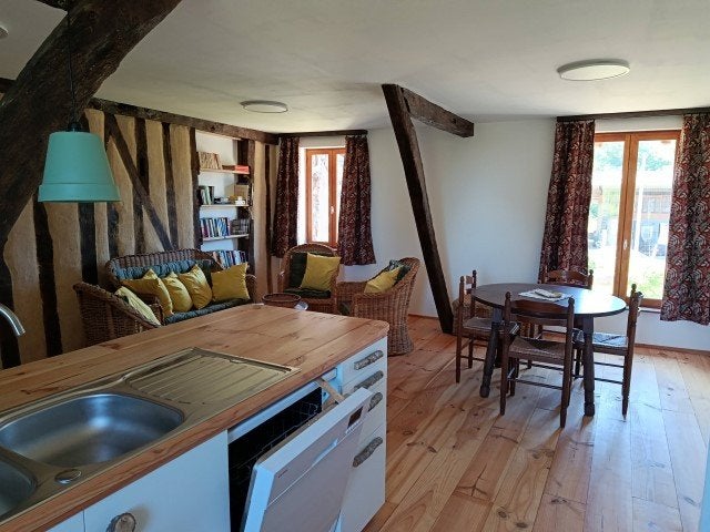 Vakantiehuis in Frankrijk, Midi-Pyreneeën, In bos, Wasmachine, 2 slaapkamers