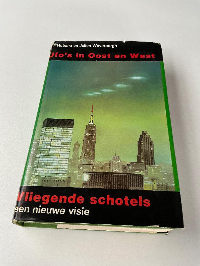 Ufo’s boven Oost en West, Weverbergh, Enlèvement, Utilisé, Société