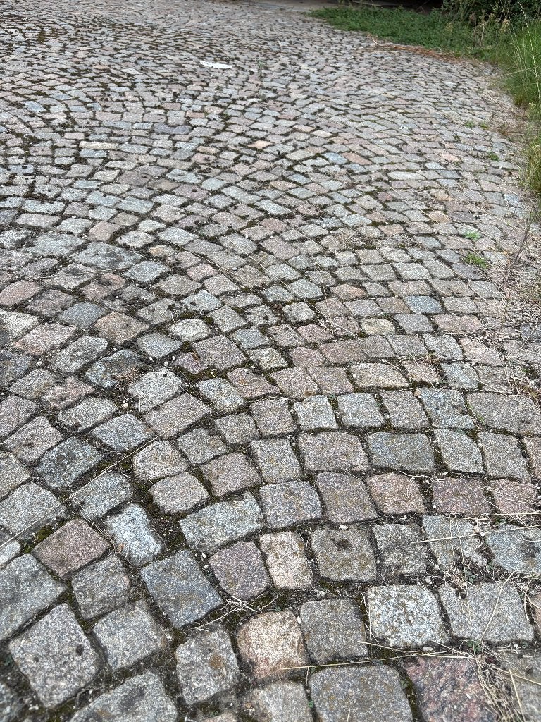 Kinderkopjes  100m², Tuin en Terras, Ophalen, Graniet, Overige typen, Zo goed als nieuw