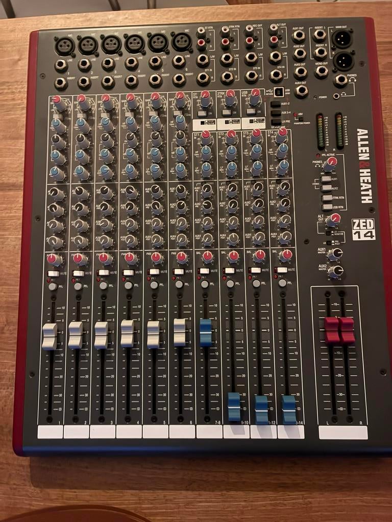Allen & heath mixer zed 14, Muziek en Instrumenten, Mengpanelen, Ophalen, Zo goed als nieuw, 10 tot 20 kanalen