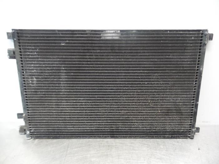 Condensateur clim d'un Renault Megane (Megane 2 02-), Renault, -, 3 mois de garantie, Utilisé