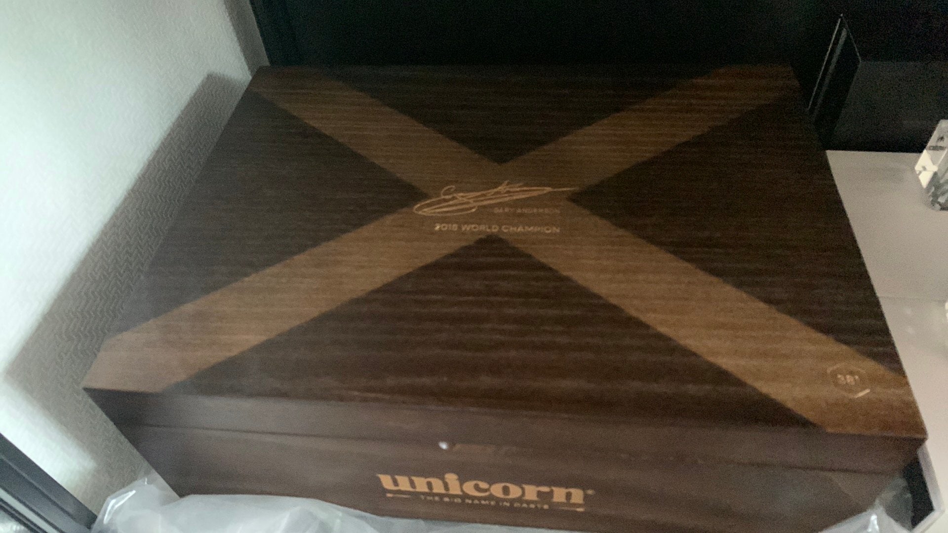 Limited Edition houten box Gary Anderson!, Sport en Fitness, Ophalen of Verzenden, Zo goed als nieuw