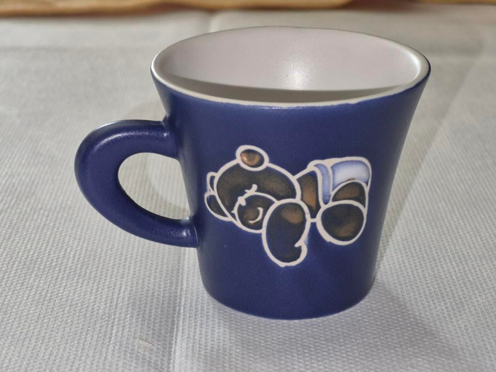 Vintage kopje met slapend beertje -zie beschrijving., Ophalen