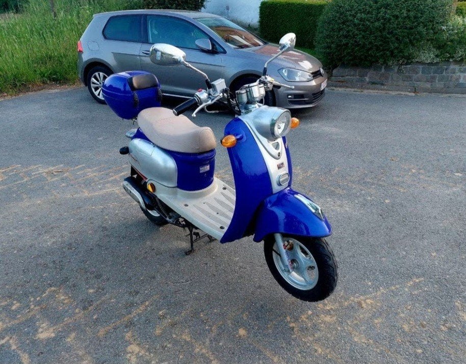 Baotian scooter, Fietsen en Brommers, Ophalen, Zo goed als nieuw, Overige typen, Overige merken