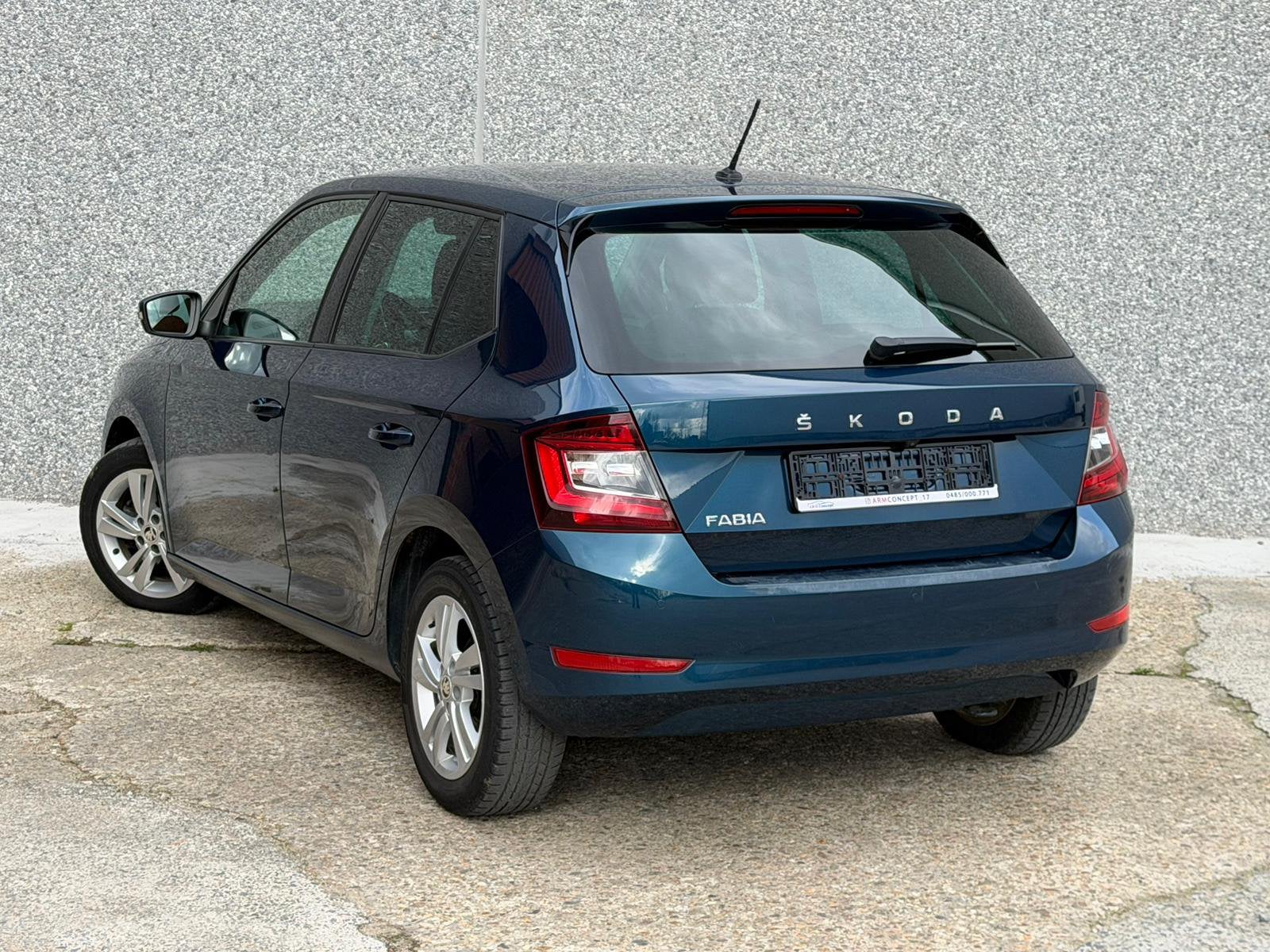 Skoda Fabia 1.0 Essence 2021 GARANTIE 12 Mois LED/ caméra, Achat, Euro 6, Entreprise, Boîte manuelle