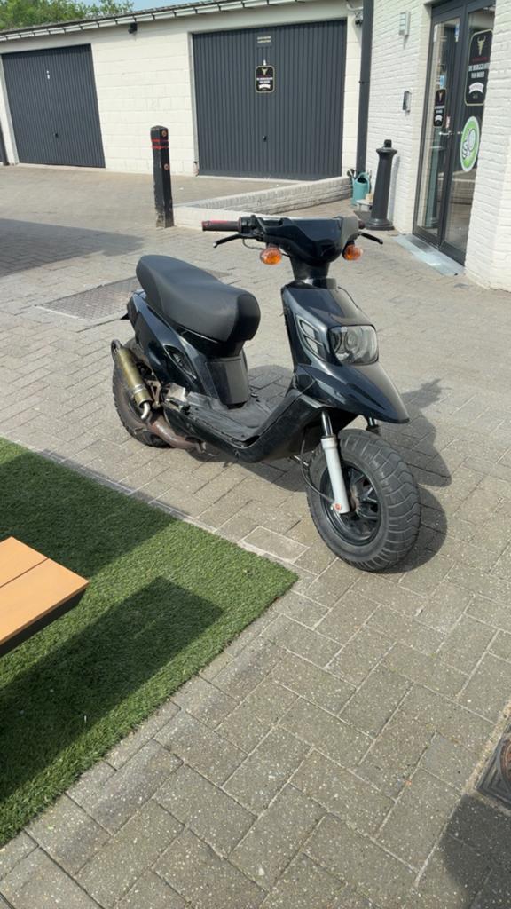 MBK Booster 70cc 2t MVT ontsteking, Fietsen en Brommers, Ophalen, Zo goed als nieuw