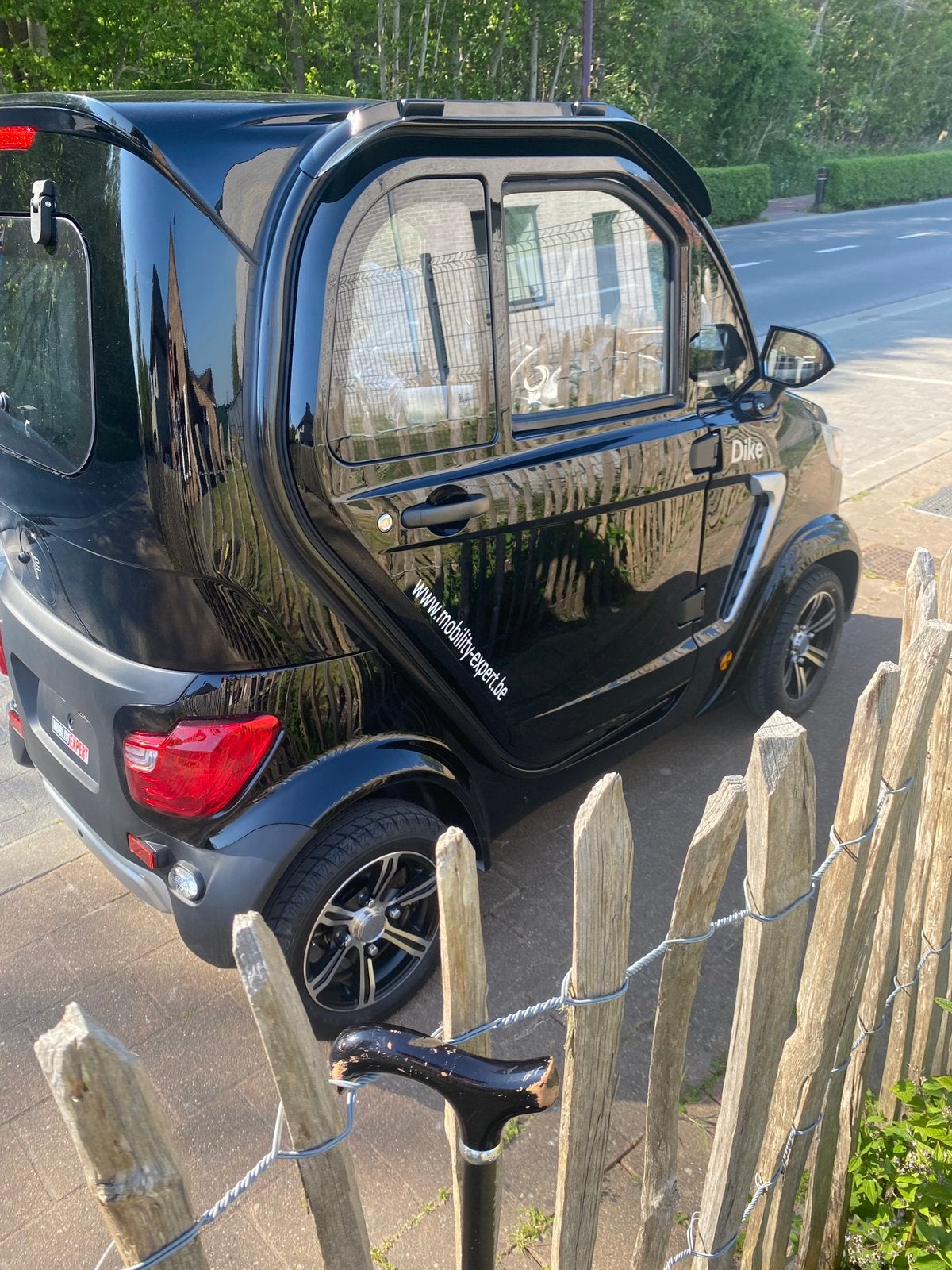 Trottinette noire, Enlèvement, Utilisé