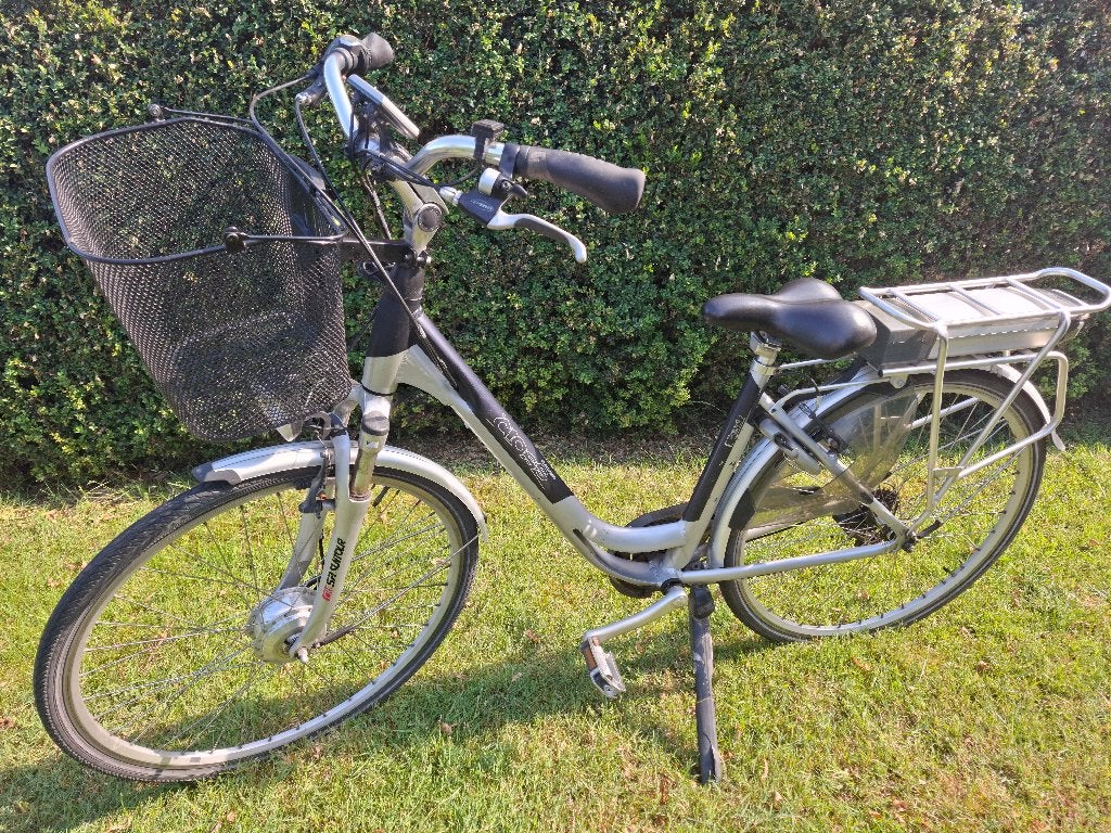 elektrische damesfiets met fietsmand, Vélos & Vélomoteurs, Vélos électriques, Utilisé, Moins de 47 cm, 50 km par batterie ou plus