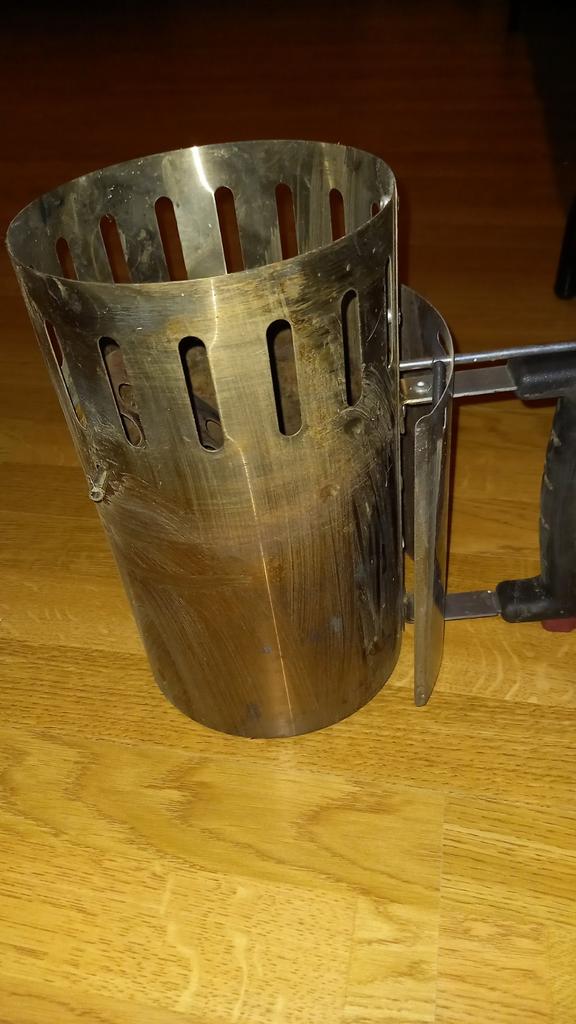 Houtskoolstarter  Barbecook, Ophalen