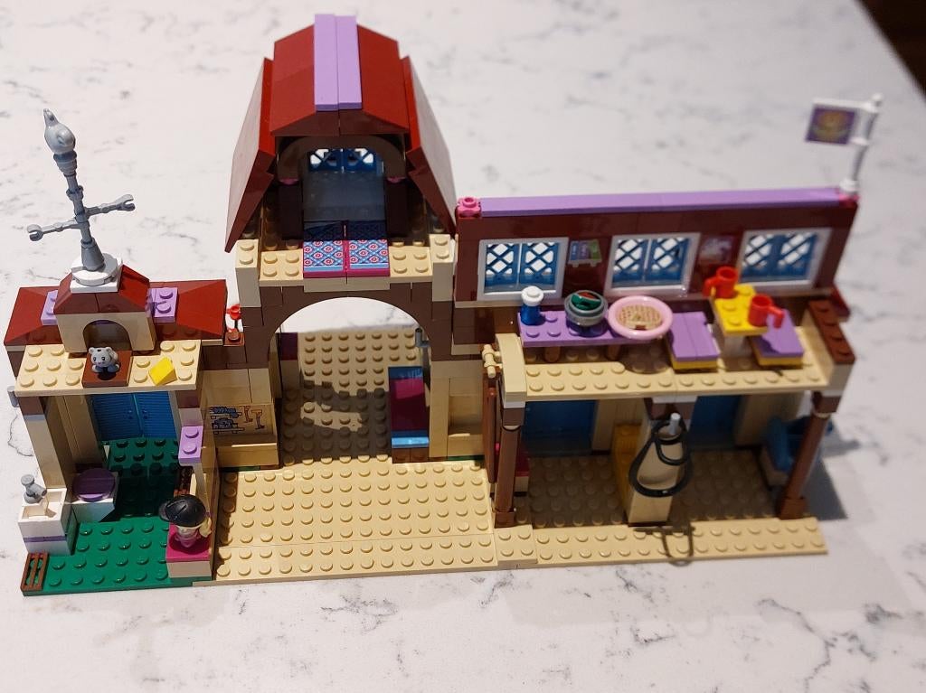 lego 41126 Heartlake Riding Club 80€, Ophalen, Zo goed als nieuw, Complete set, Lego