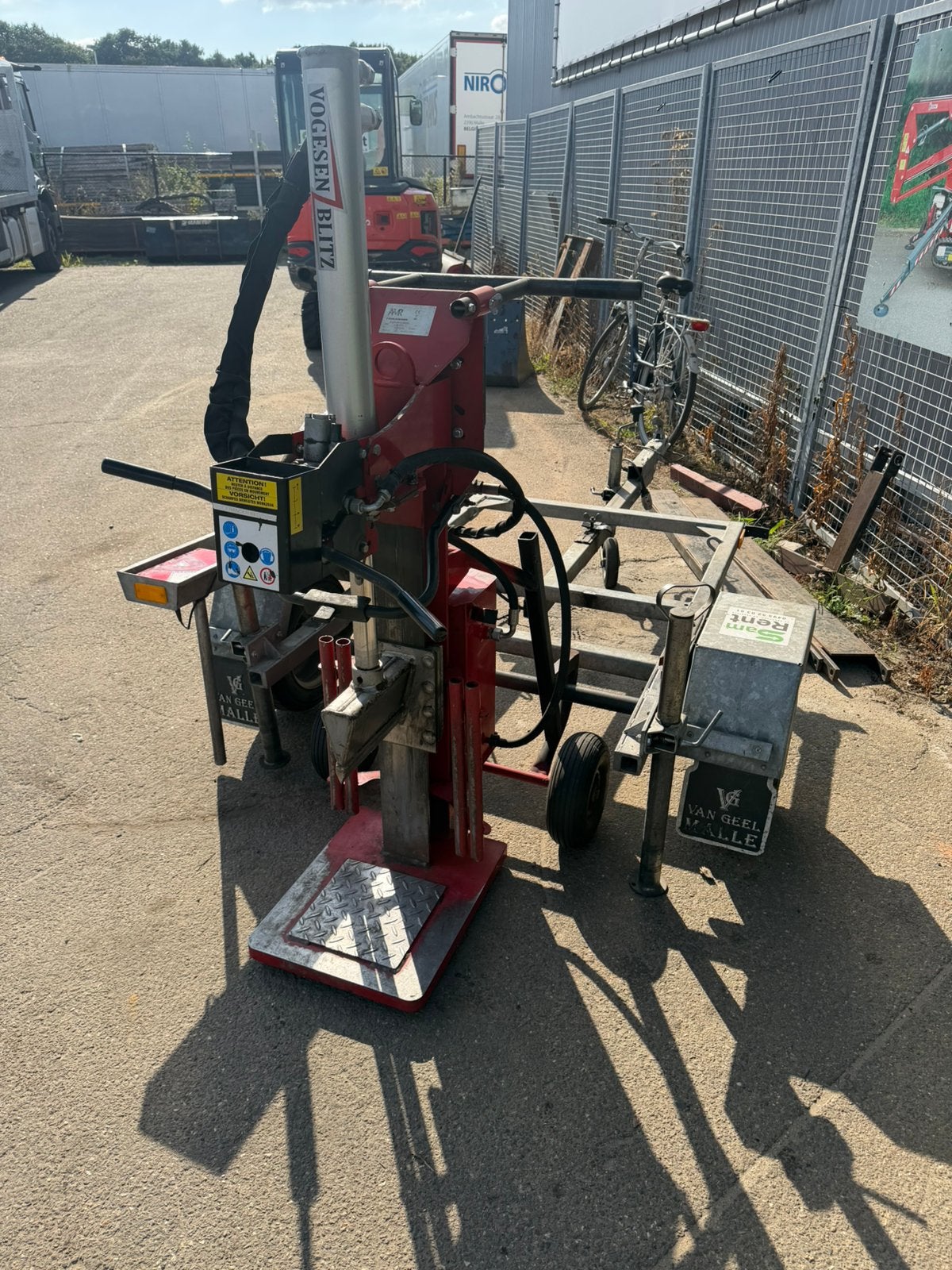 Electronische 5t kliefmachine op aanwagen, Ophalen, Gebruikt, Elektrisch, Staand