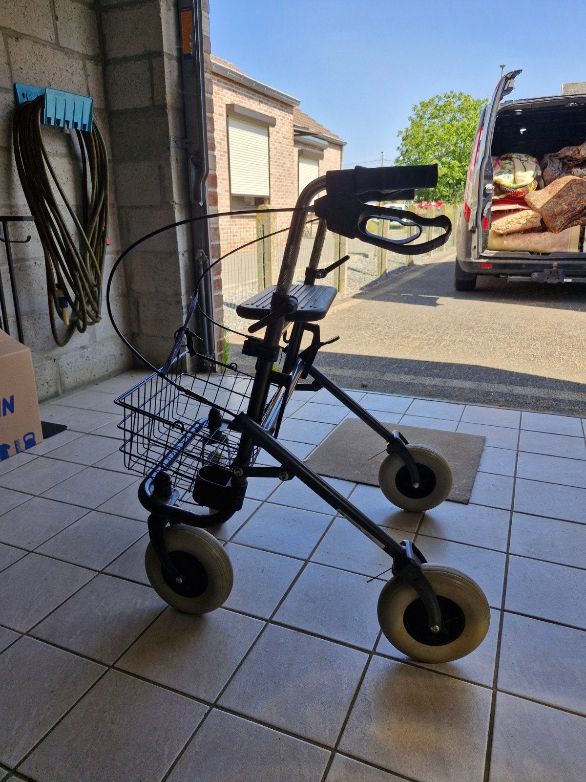 Rollator, Ophalen