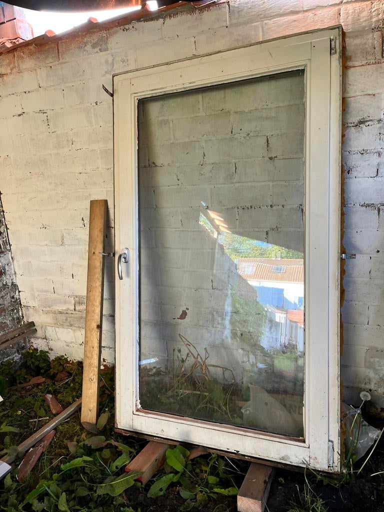 Raam hout afzelia draaikip - hr++ glas, Raamkozijn, Zo goed als nieuw, 150 tot 225 cm, Inclusief glas