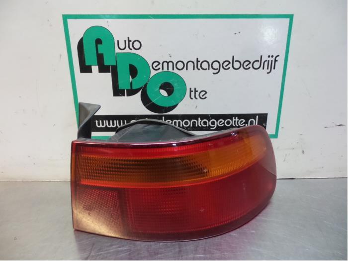 Achterlicht rechts van een Honda Accord (Accord C.93-), Honda, Gebruikt, -, -