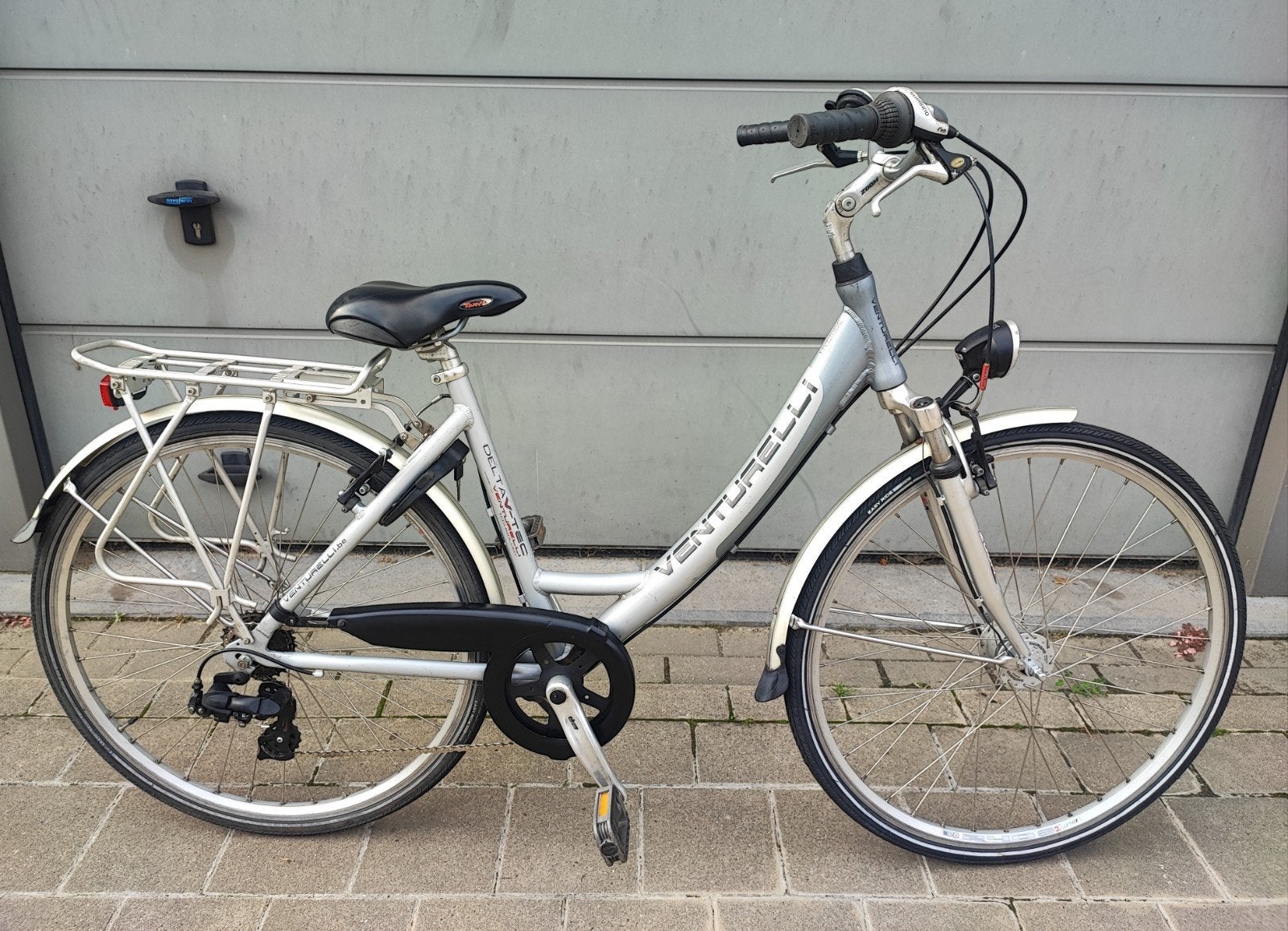 Vélo Venturelli pour femmes à 7 vitesses., Autres marques, Vitesses, Frein sur jante, Enlèvement