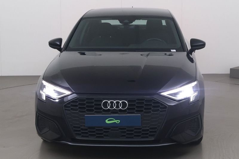 Audi A3 Sedan 35 tfsi s tronic 150 AT, Auto's, Automaat, 4 deurs, 4 cilinders, Overige bekleding