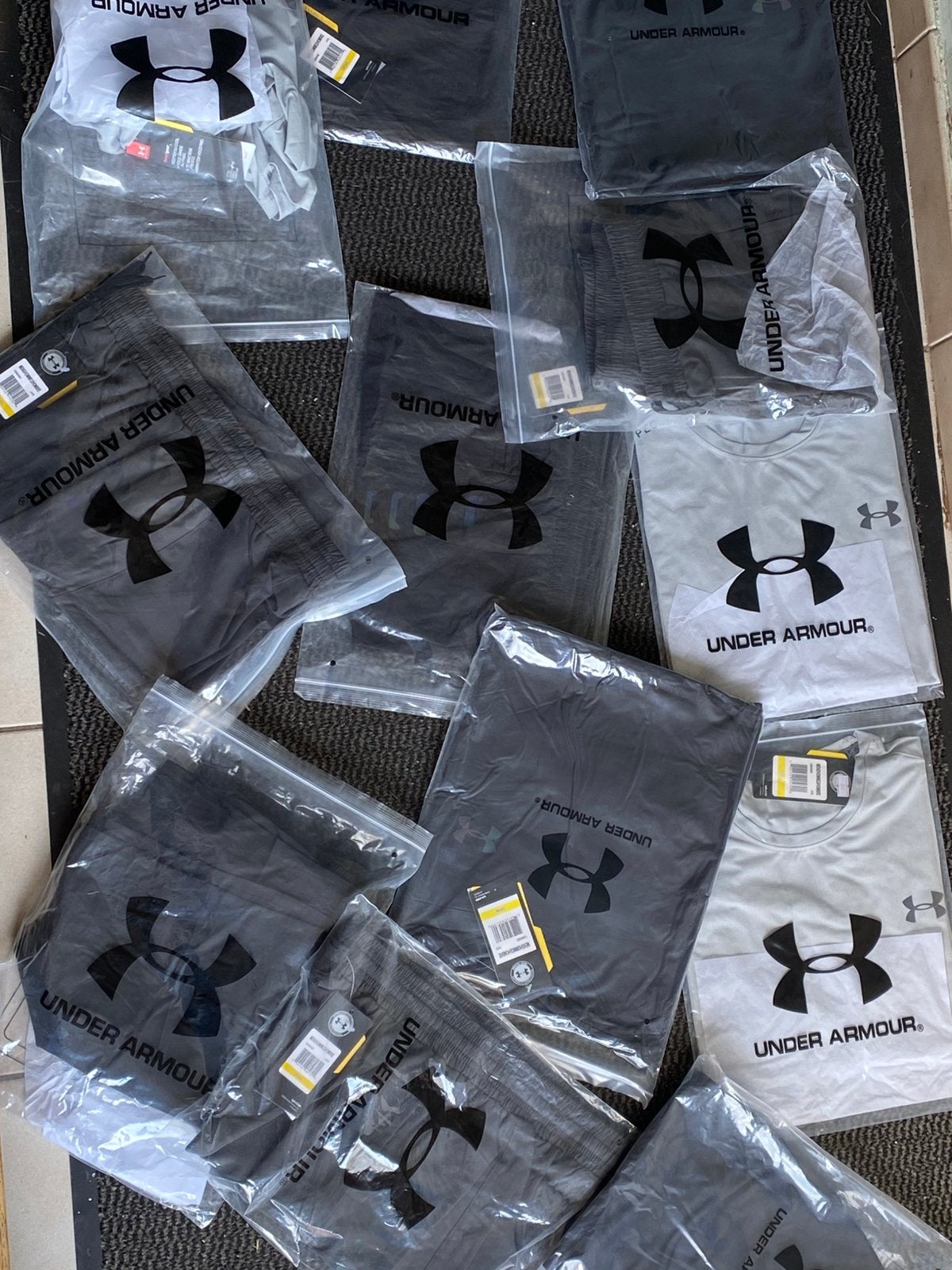 Under armour, Vêtements | Hommes, Vêtements de sport, Neuf, Enlèvement ou Envoi, Général, Taille 48/50 (M)