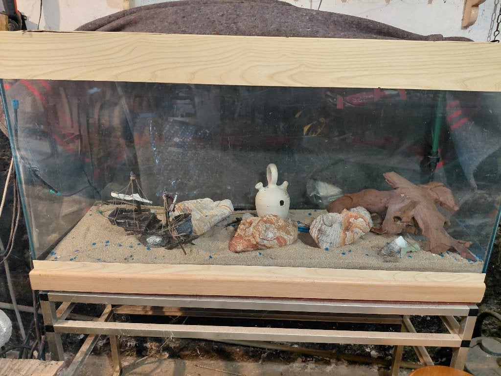 Aquarium met groot volume met meubels + decoraties, Ophalen, Gebruikt, Leeg aquarium