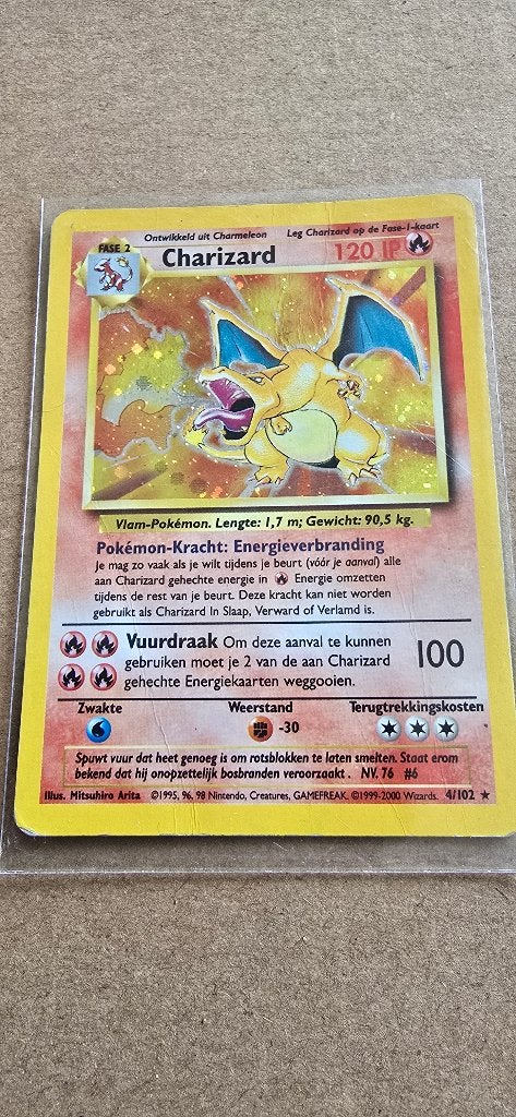 Charizard base set 2 pokémon card, Enlèvement ou Envoi, Utilisé, Cartes en vrac, Foil
