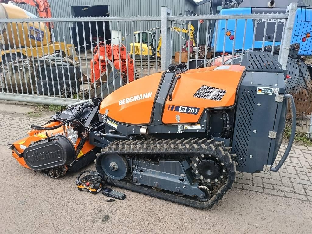 Bergmann M201 mcconnel robocut irus deltrak robot maaier, Overige, Oogstmachine