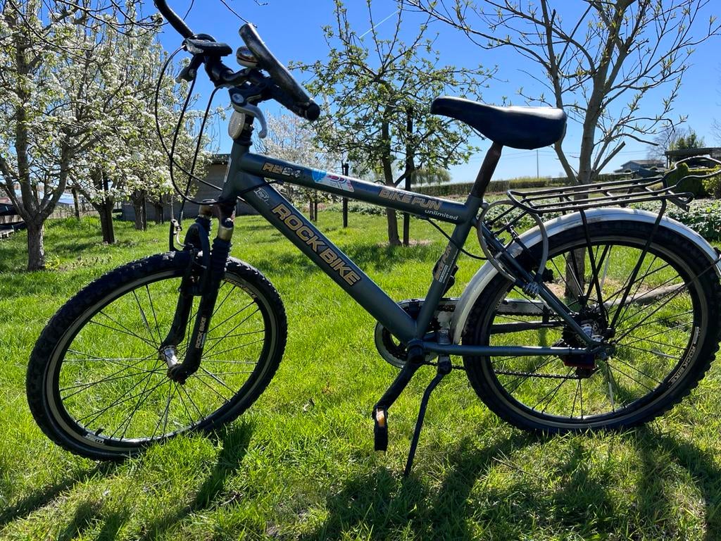 Stoere Rock Bike 24 inch – Ideale schoolfiets (8-12 jaar), Ophalen, Gebruikt, 24 inch, Handrem