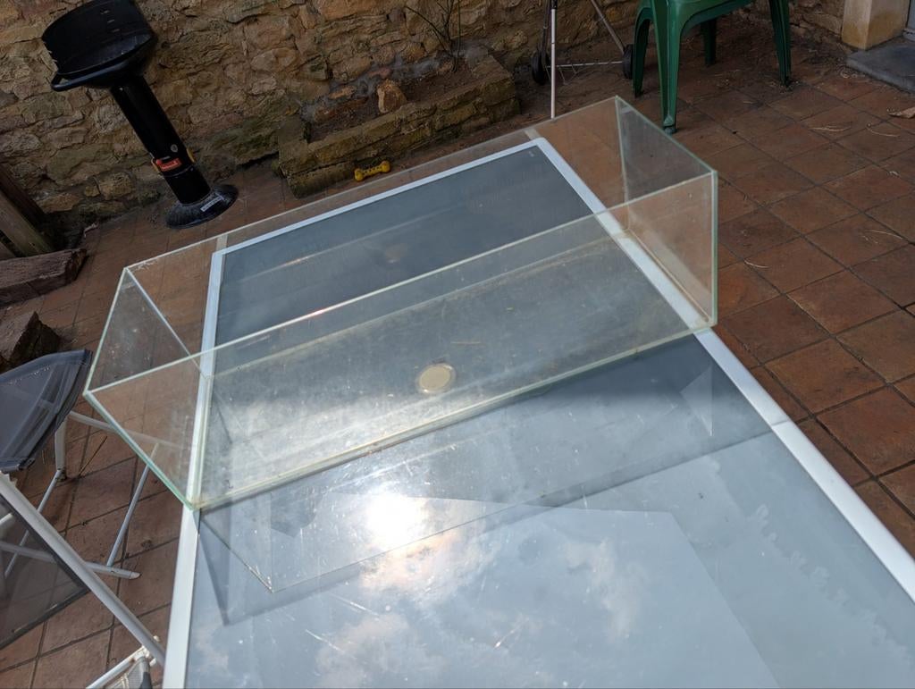 Aquarium avec pompe chauffage,gravier, Animaux & Accessoires, Enlèvement, Chauffage