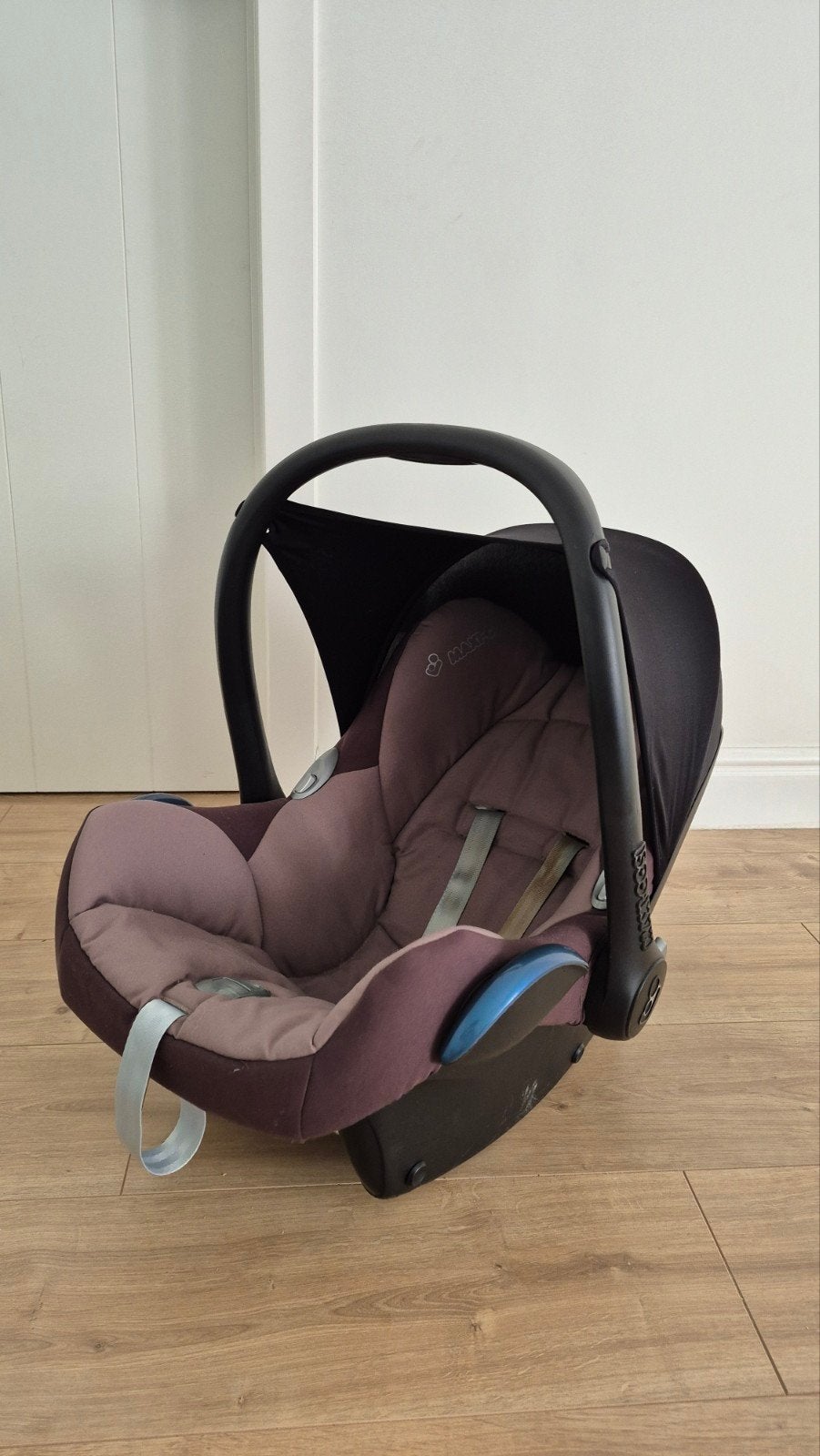 Maxi‑Cosi CabrioFix autostoel – met verkleiner en buggy adap, Kinderen en Baby's, Ophalen, Autogordel of Isofix, Gebruikt, 0 t/m 13 kg