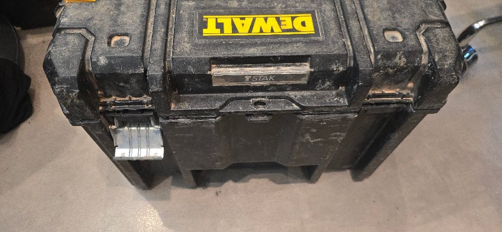 Dewalt Rotatielaser DCE079 met accessoires, Doe-het-zelf en Bouw, Meetapparatuur, Ophalen of Verzenden, Gebruikt, Accessoires