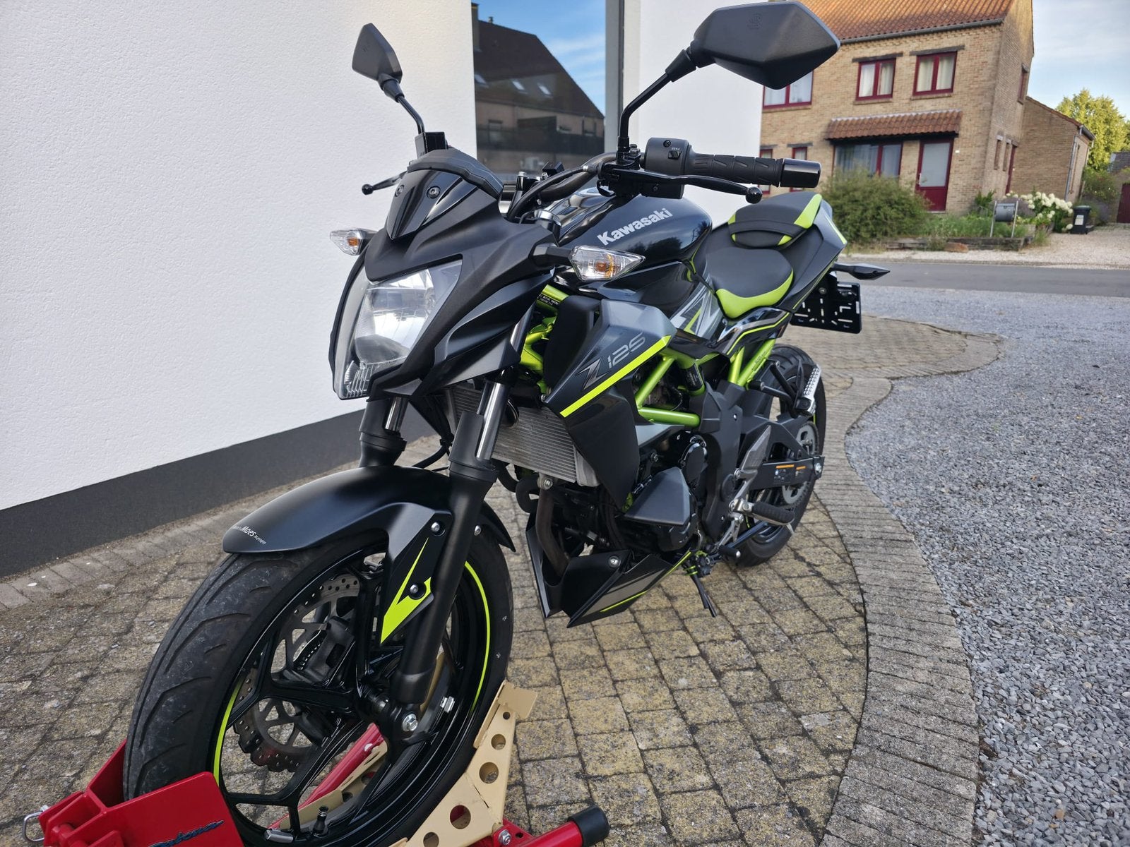 Kawasaki z125 - Performance Pack - 2020 - 4500km, Motos, Motos | Suzuki, Particulier, Échappement sport, Enlèvement