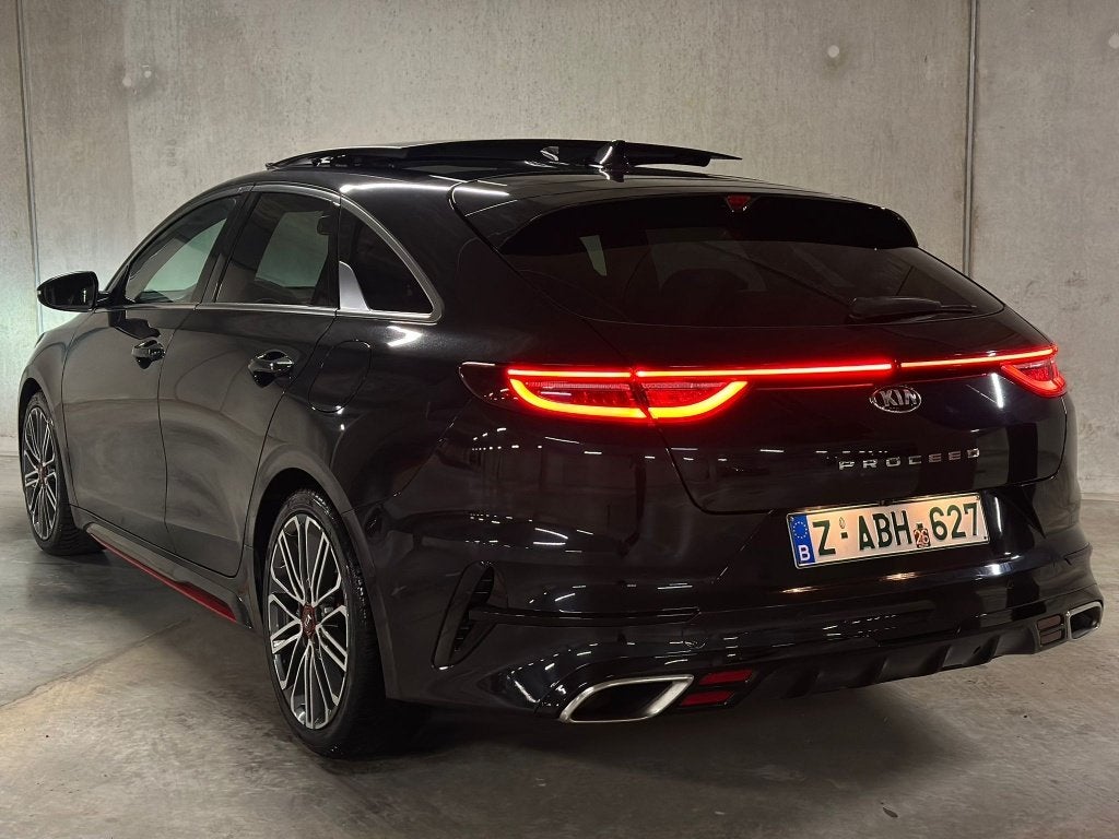 Kia ProCeed 1.6i GT|PANO|DODEHK |KEYLESS |CARPLY|ELEK. KOFR!, 4 cilinders, Zwart, https://public.car-pass.be/vhr/5af8de7f-89da-4227-913f-e71a647f17b7?lang=nl