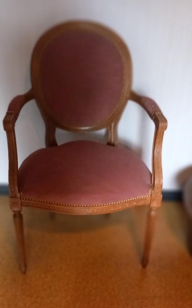 Armstoel Lodewijk XIV-stijl, Ophalen