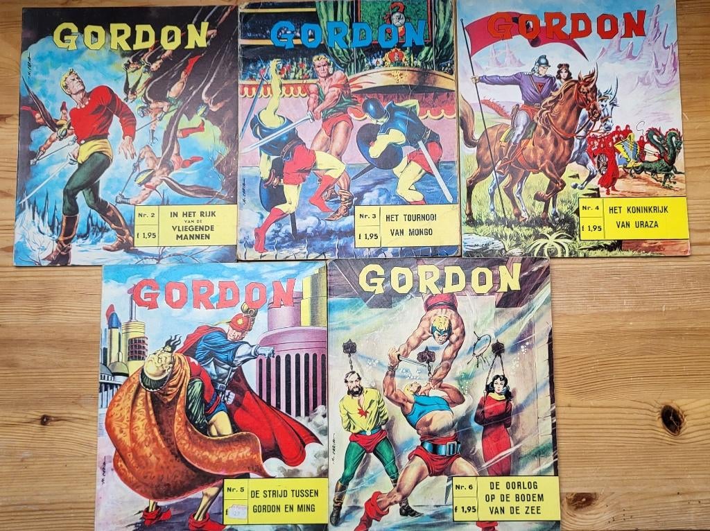 9 strips FLASH GORDON, Livres, BD, Utilisé, Plusieurs BD, Enlèvement ou Envoi