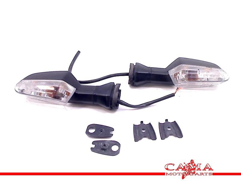 KNIPPERLICHT KLE 650 Versys 2010-2013 (KLE650 KLE650C-D), Motoren, Dhr. S. di Majo, Gebruikt, Info@cama-motorparts.nl, P.J. Troelstraweg 8 8
3144 CX  MAASSLUIS, NL