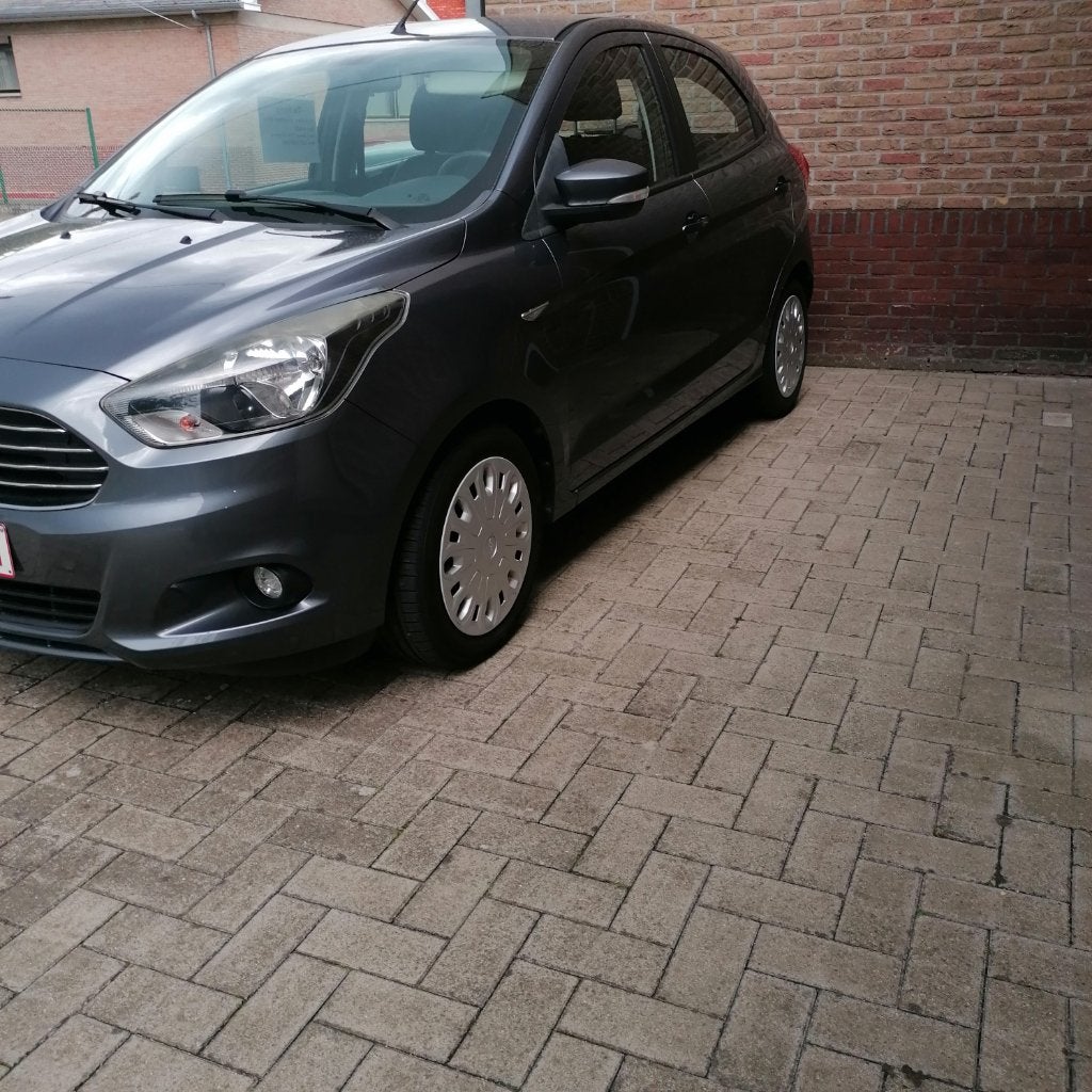 FORD KA+, Autos, Argent ou Gris, Achat, Euro 6, Ka
